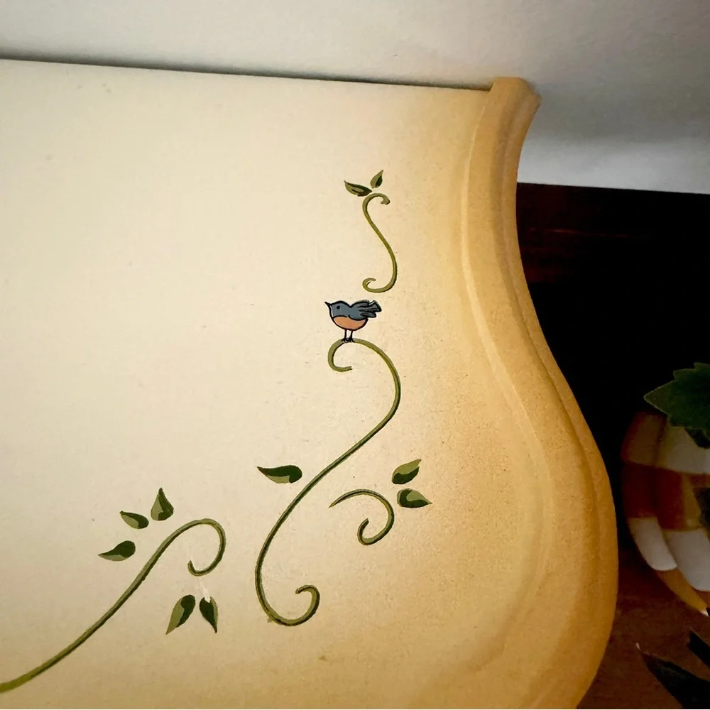 PartyLite winding lane